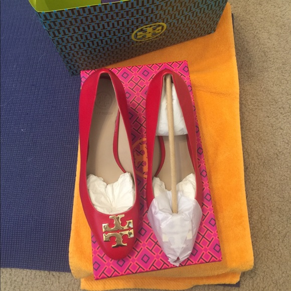 Tory Burch Shoes - Tory Burch Raleigh 70MM patent red pump NWT